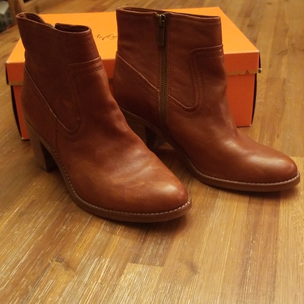Arturo Chiang Masin Bootie Leather Bootie Sz 6.5